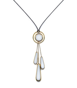 N2196 White Petals Necklace