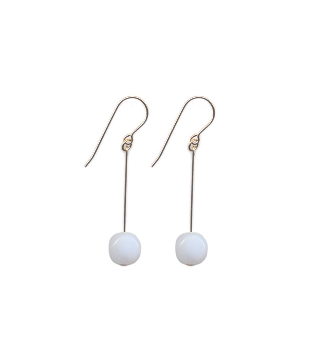 E1776 Milky Drop Earrings