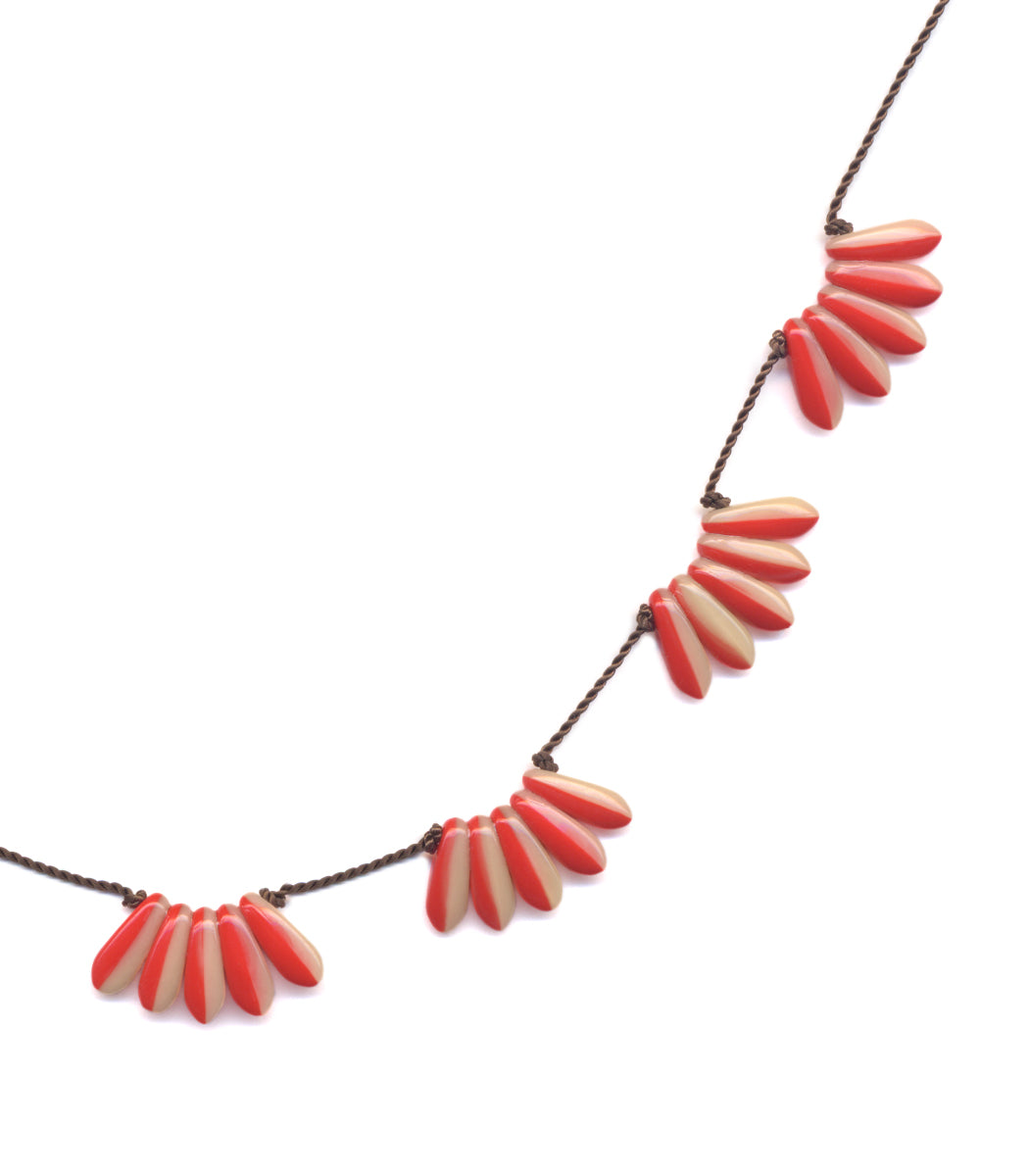 N2017 Striped Scallops Necklace